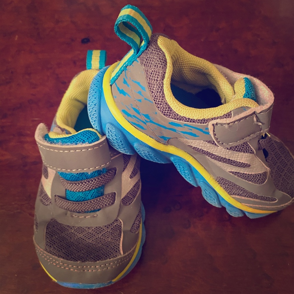 Boys 4 Toddler Garnimals Sneakers